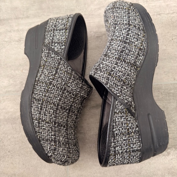 Dansko Vegan Pro Clogs Black Chenille Size 38 US 7.5-8 - Picture 5 of 11